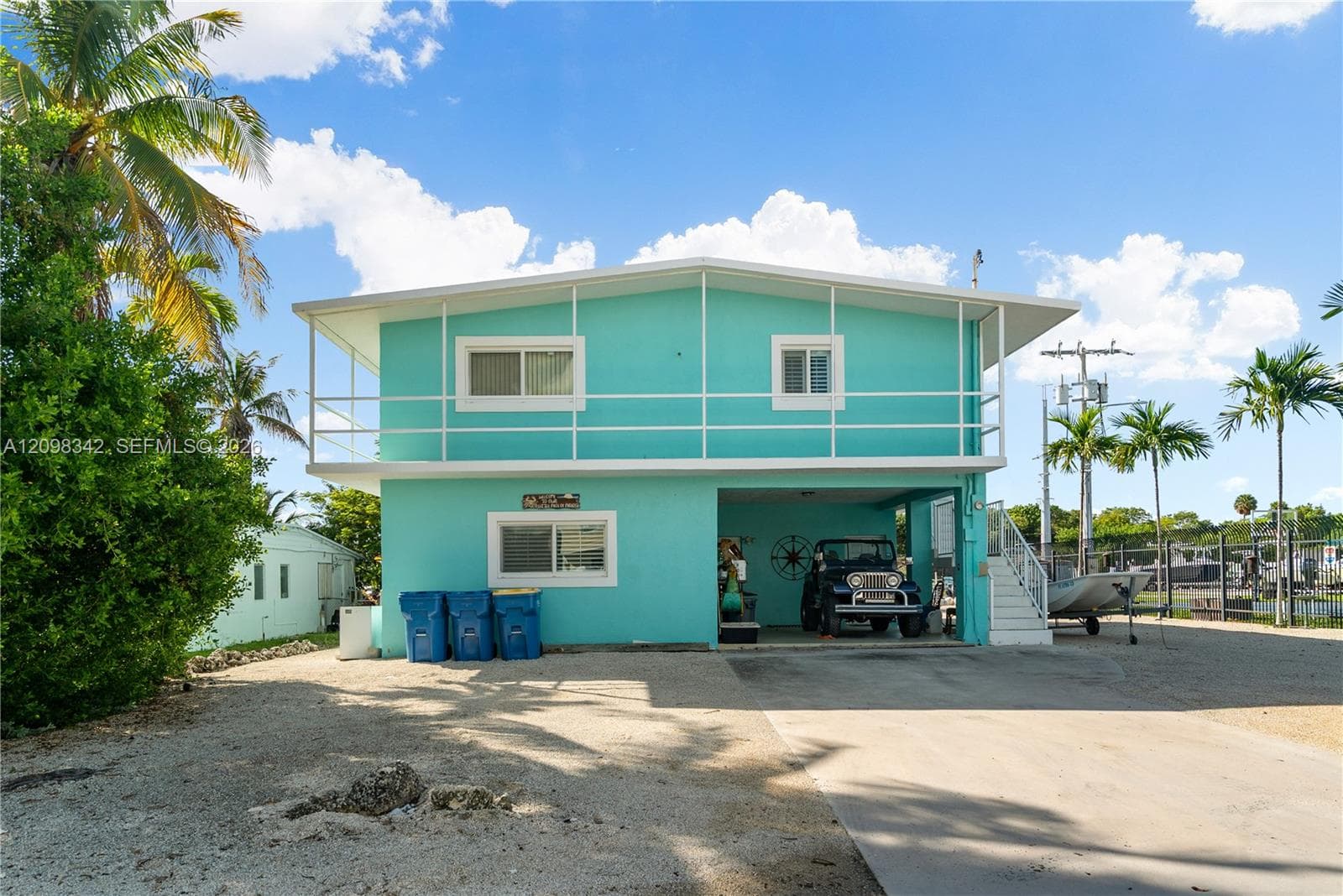 161 Palermo Dr photo 2