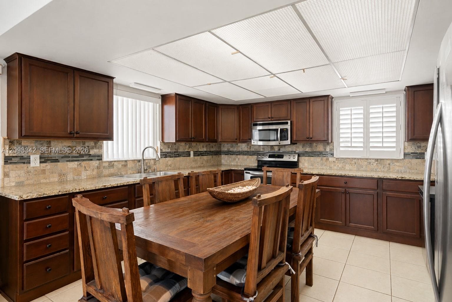 161 Palermo Dr photo 12