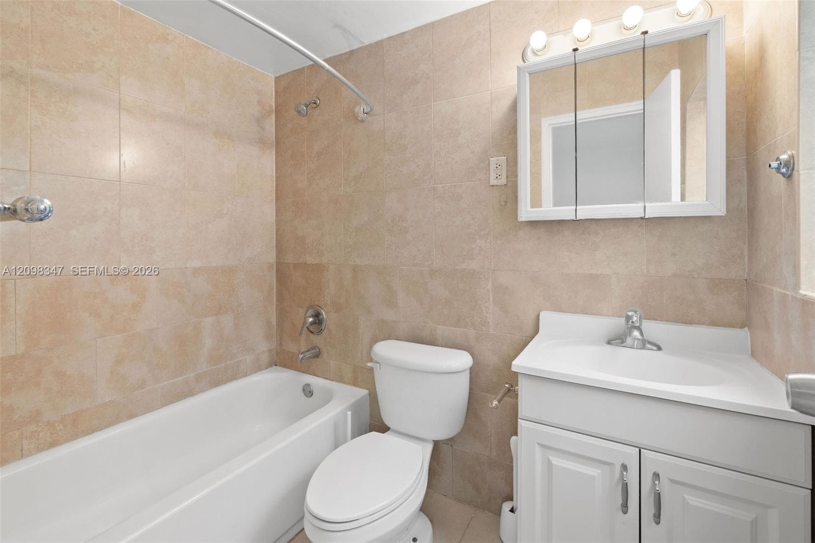 EDGEWATER OF CORAL GABLES · #102 in Coral Gables - Photo 9
