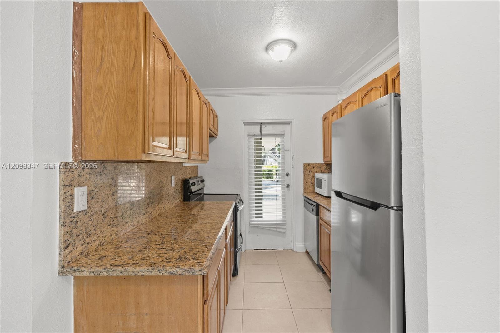 EDGEWATER OF CORAL GABLES · #102 in Coral Gables - Photo 4
