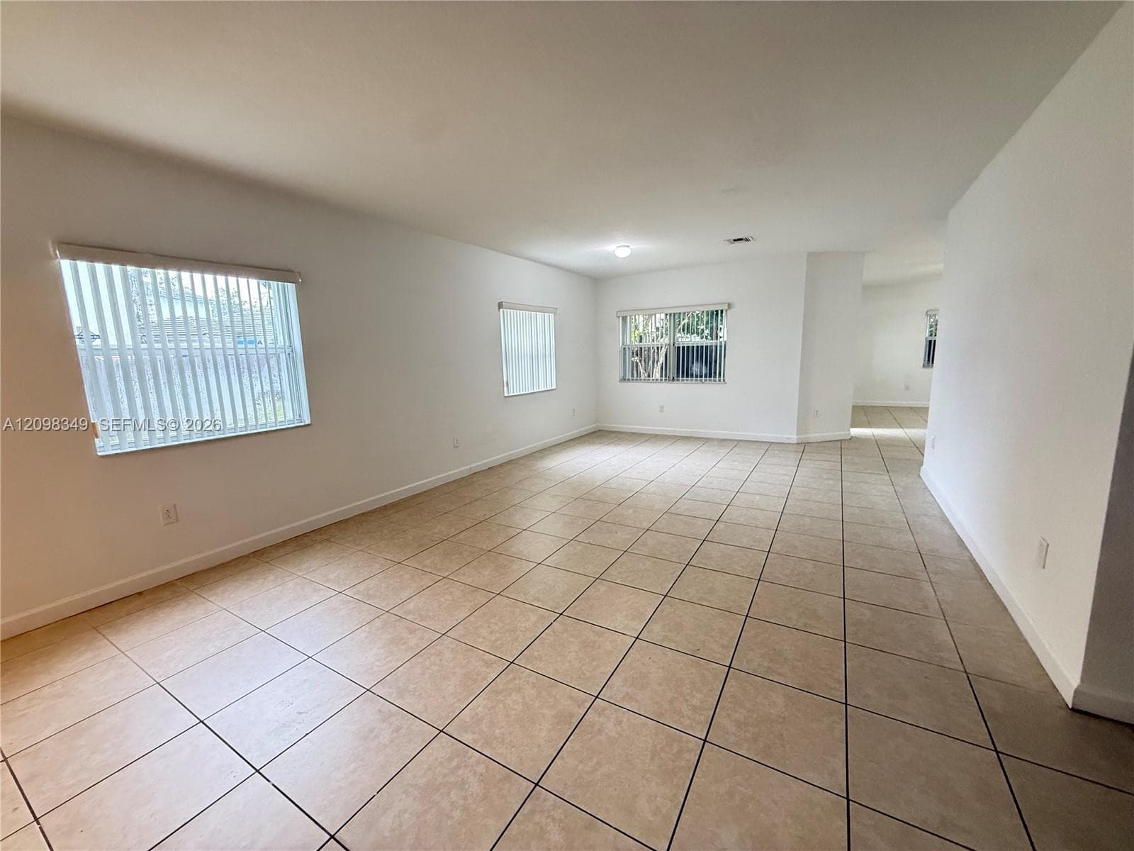 3663 NE 2nd Ct photo 5