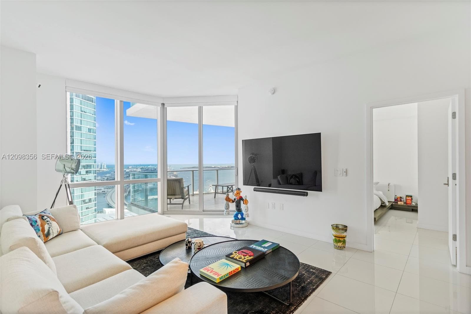Paramount Miami Worldcenter · #3707 in Miami - Photo 9