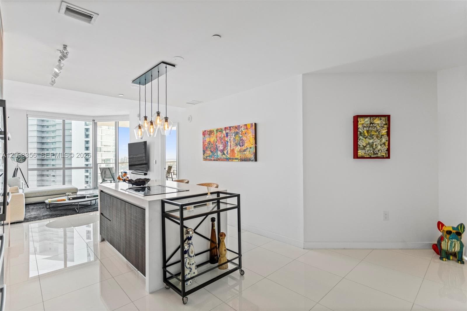 Paramount Miami Worldcenter · #3707 in Miami - Photo 4