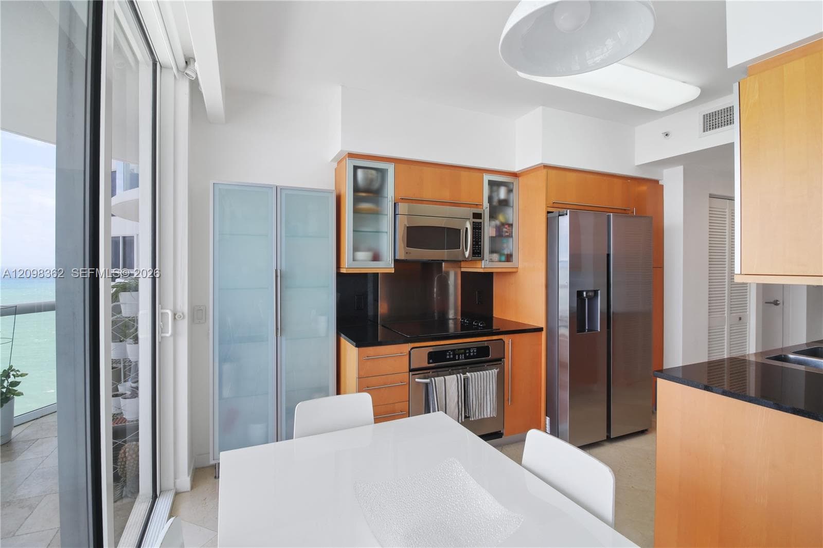 Akoya · #3909 in Miami Beach - Photo 23
