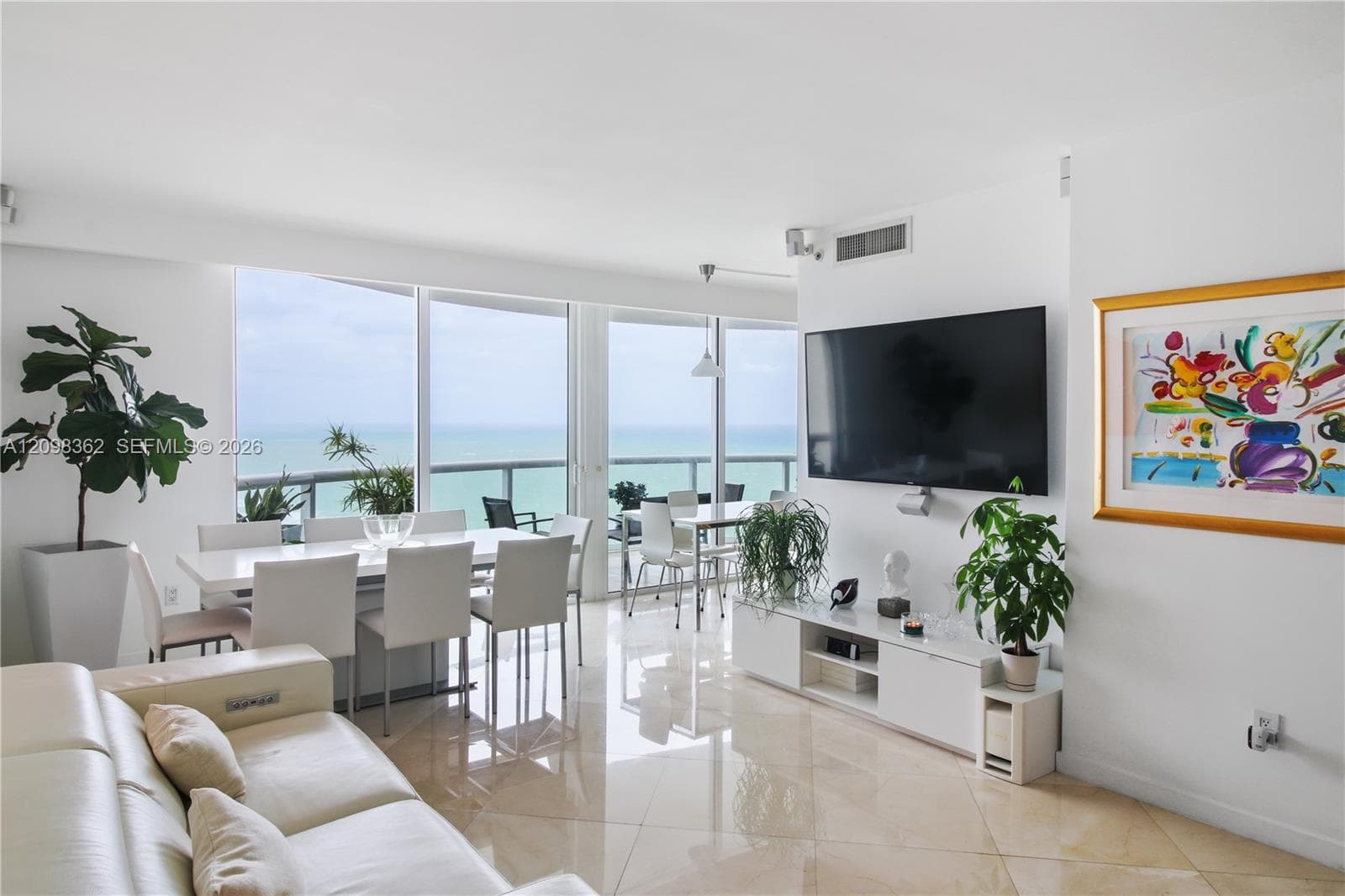 Akoya · #3909 in Miami Beach - Photo 7
