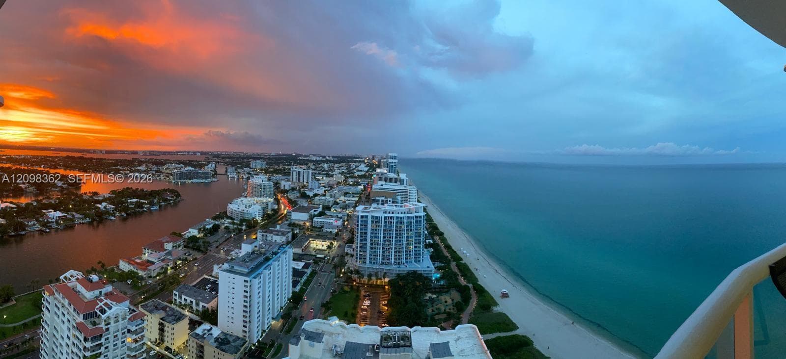 Akoya · #3909 in Miami Beach - Photo 34