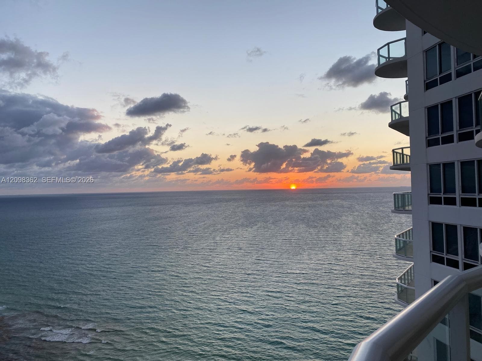 Akoya · #3909 in Miami Beach - Photo 40