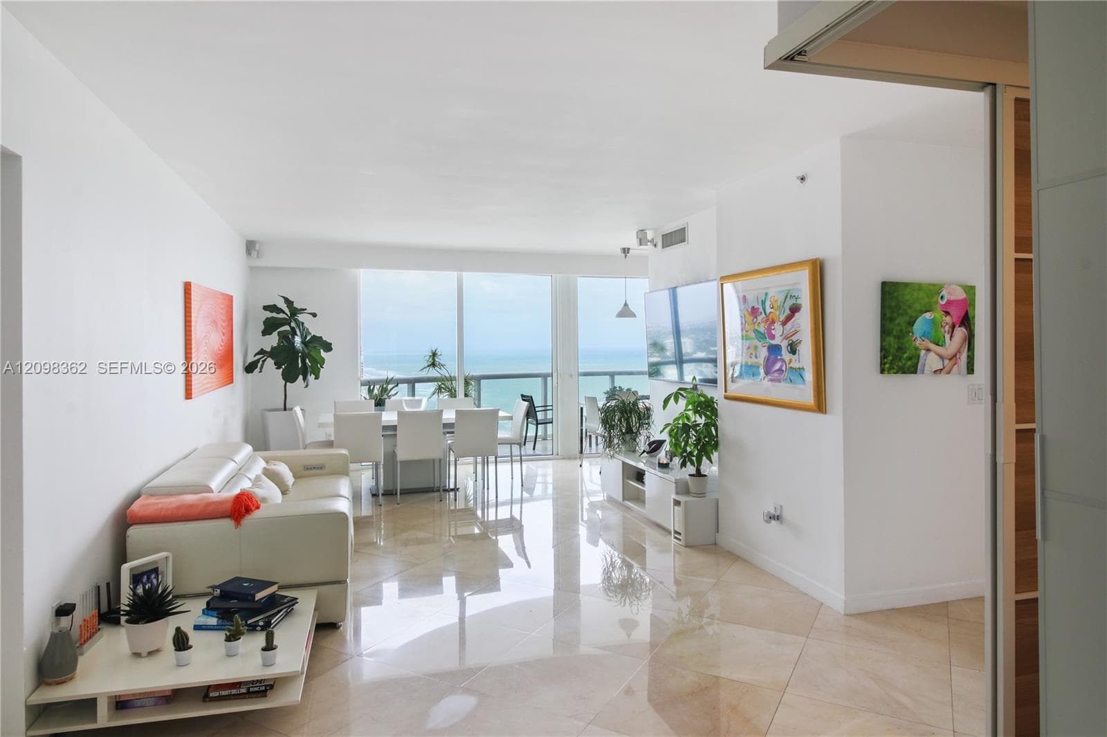 Akoya · #3909 in Miami Beach - Photo 8