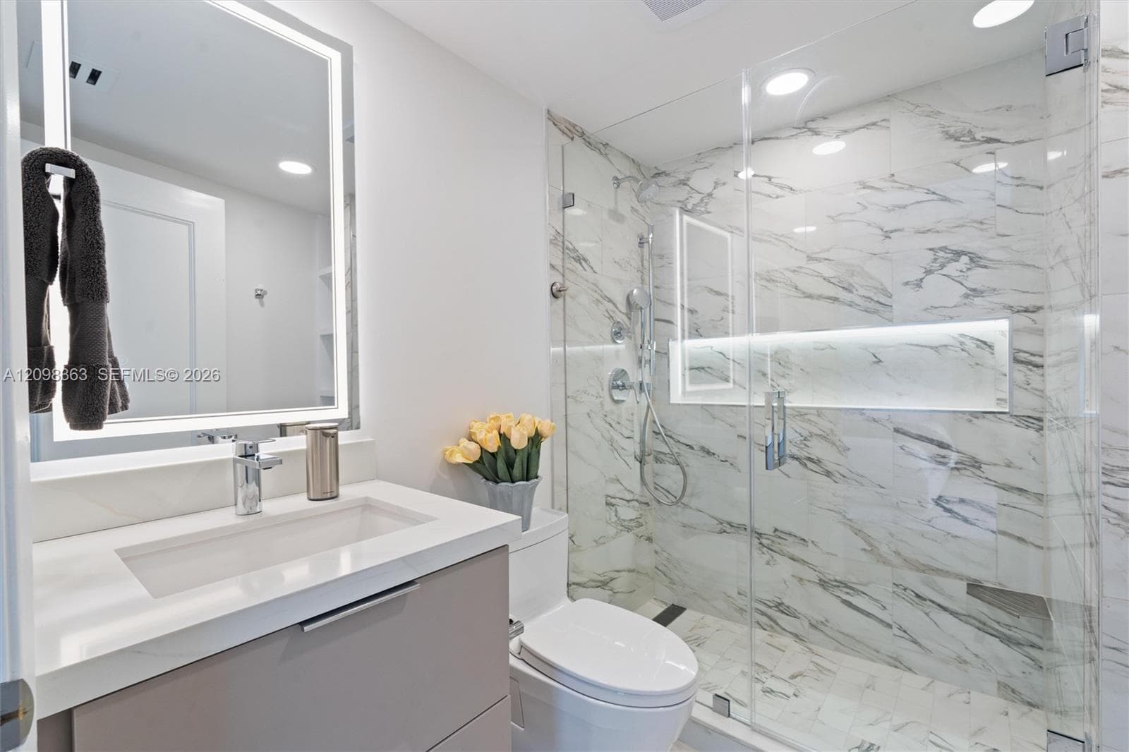 Las Olas River House · #3802 in Fort Lauderdale - Photo 27