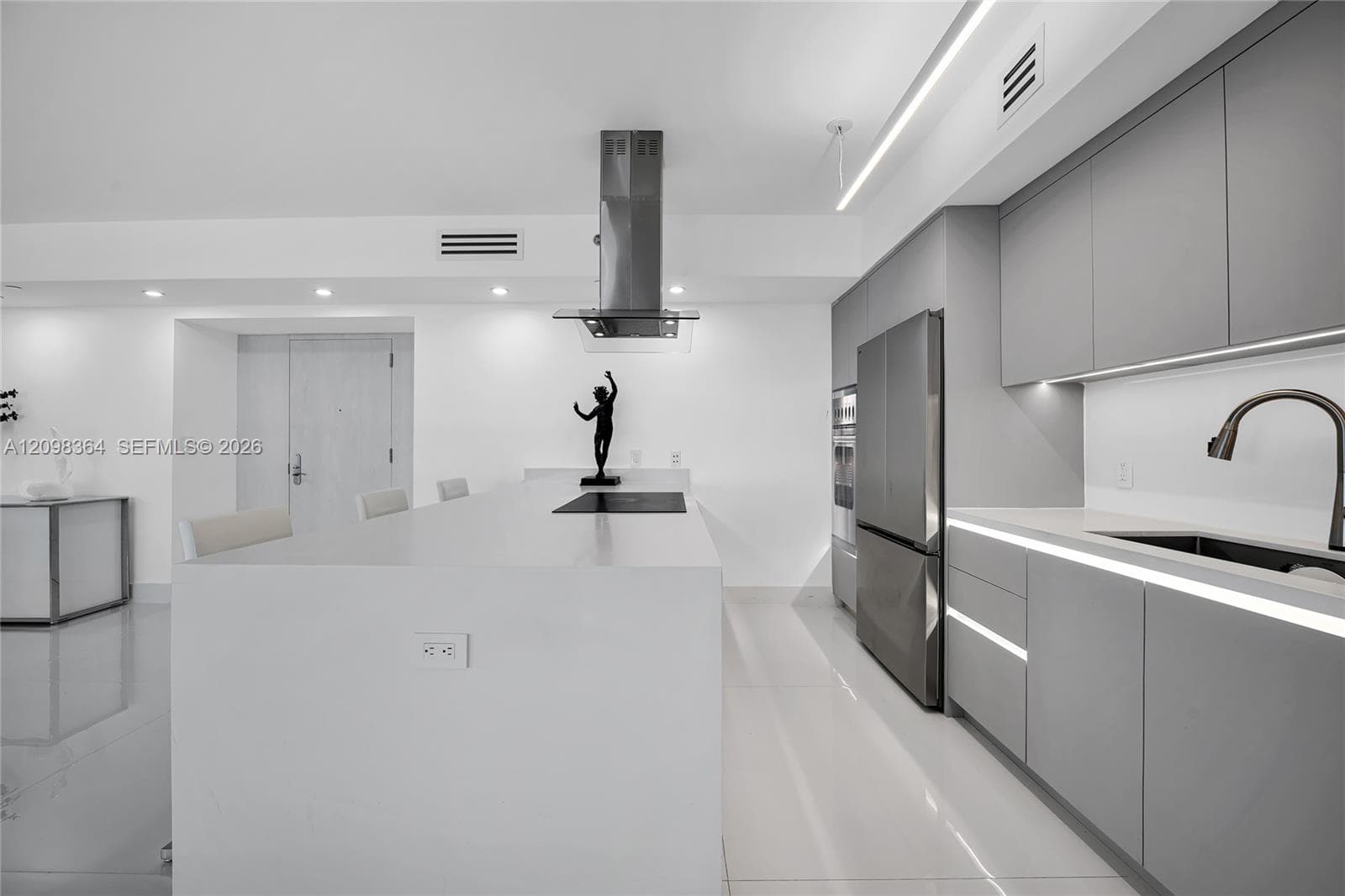 BEACH CLUB ONE · #4110 in Hallandale Beach - Photo 14