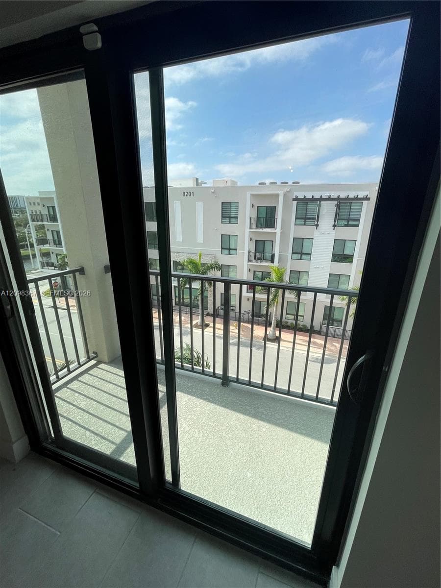 DOWNTOWN DORAL SOUTH PHAS · #E-404 in Doral - Photo 16
