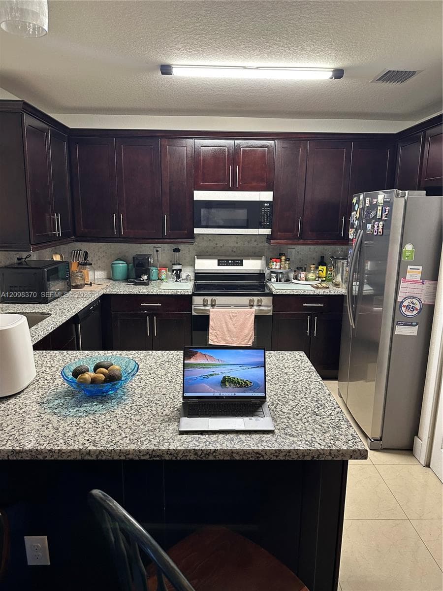 5322 SW 164 PL photo 3