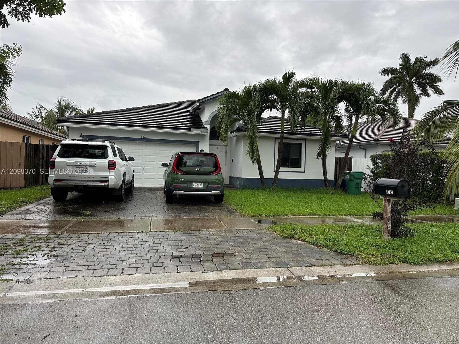 5322 SW 164 PL photo 1