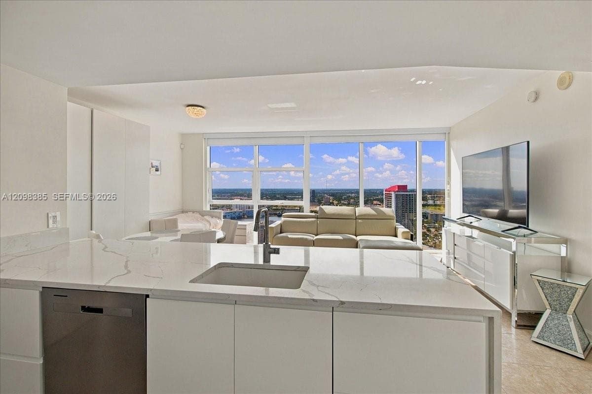 Beach Club 2 · #3607 in Hallandale Beach - Photo 9