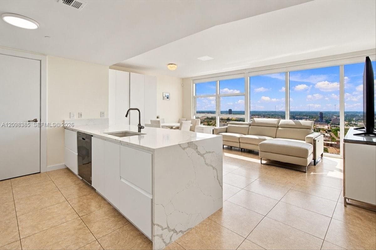Beach Club 2 · #3607 in Hallandale Beach - Photo 4