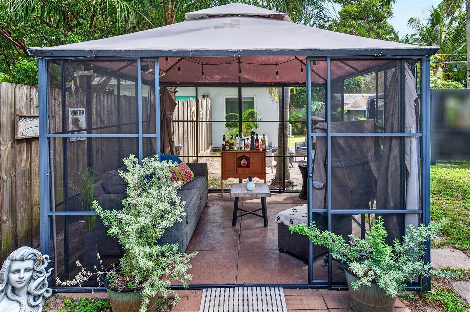 52 Gazebo