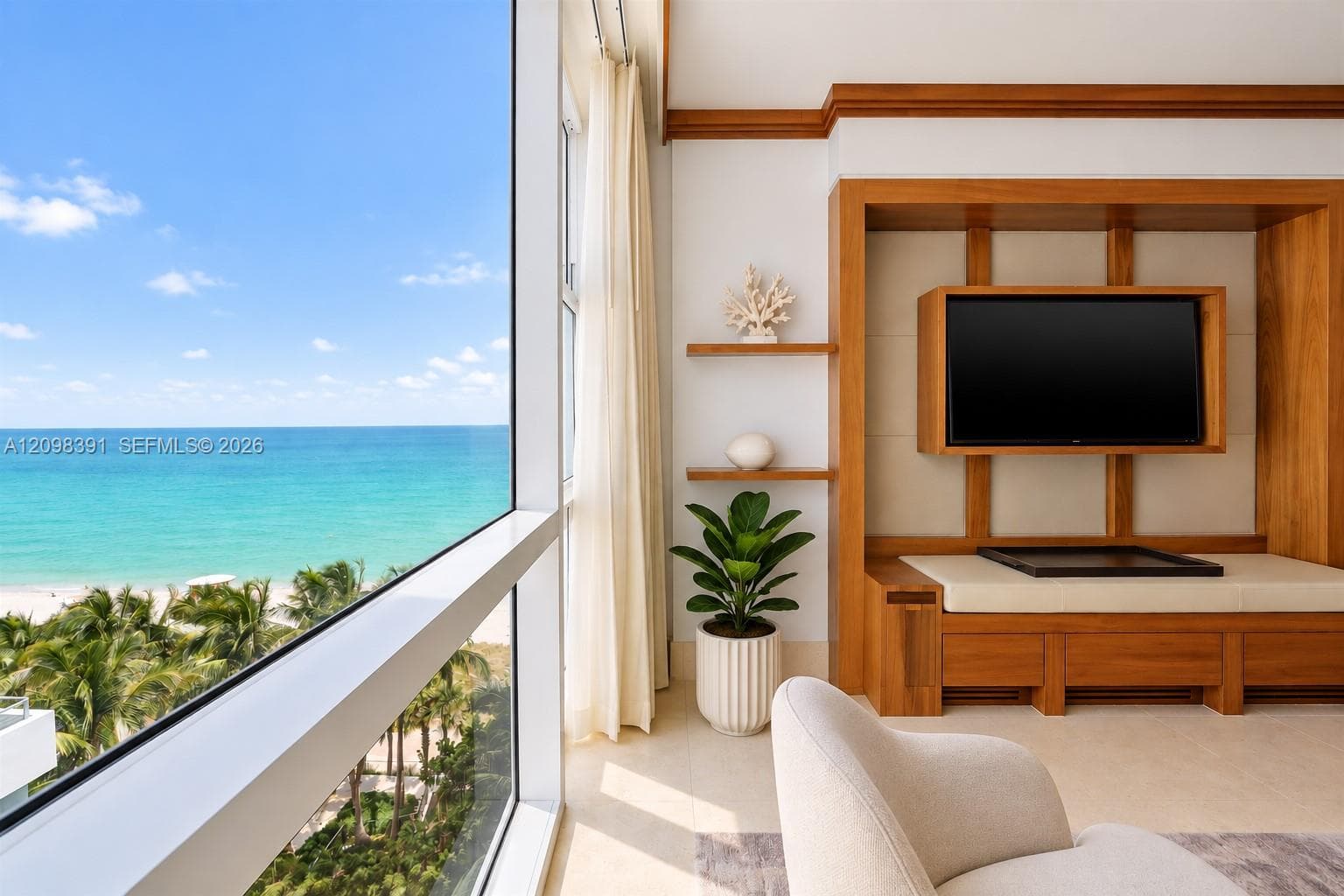 Carillon Miami Beach · #811 in Miami Beach - Photo 2