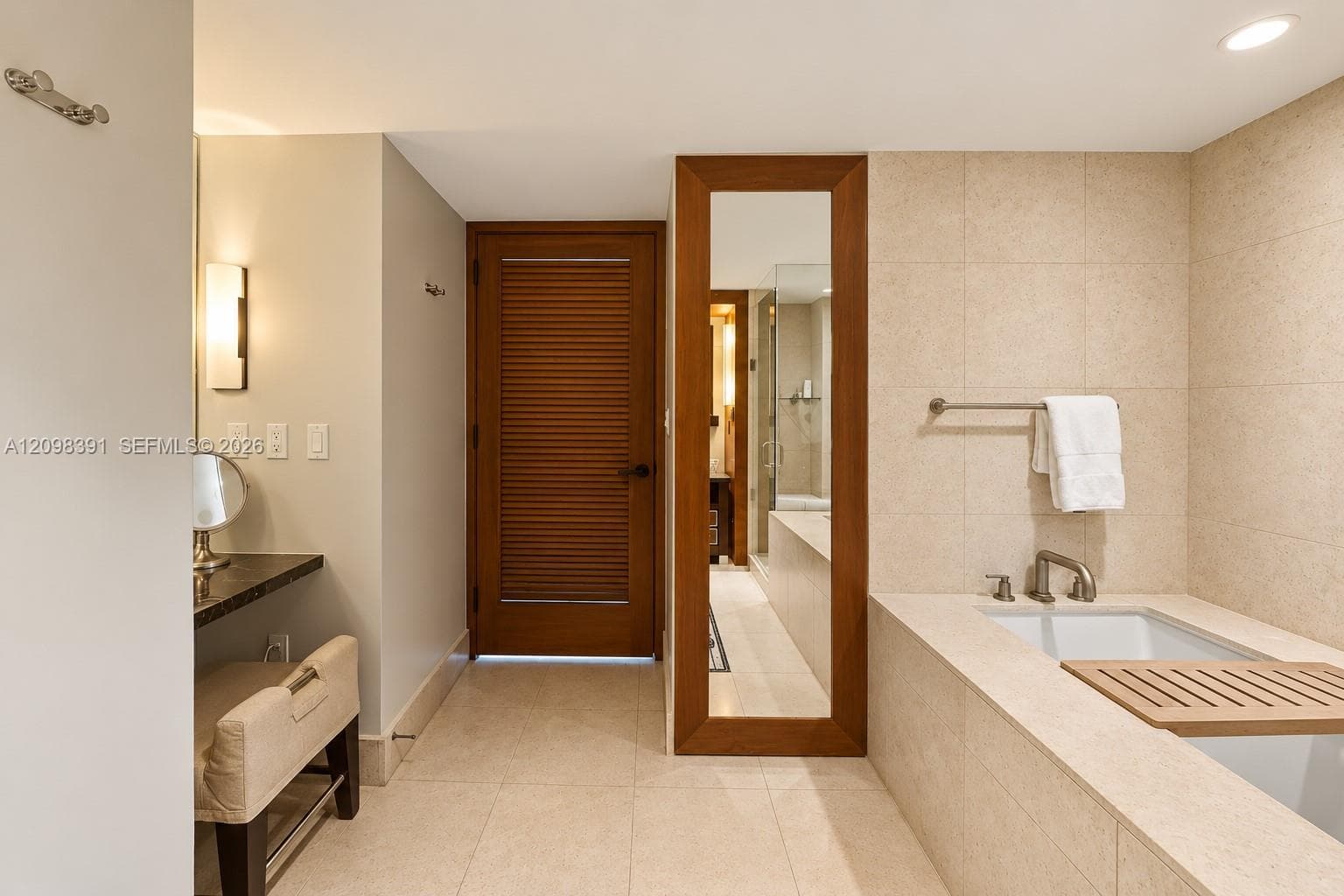 Carillon Miami Beach · #811 in Miami Beach - Photo 14