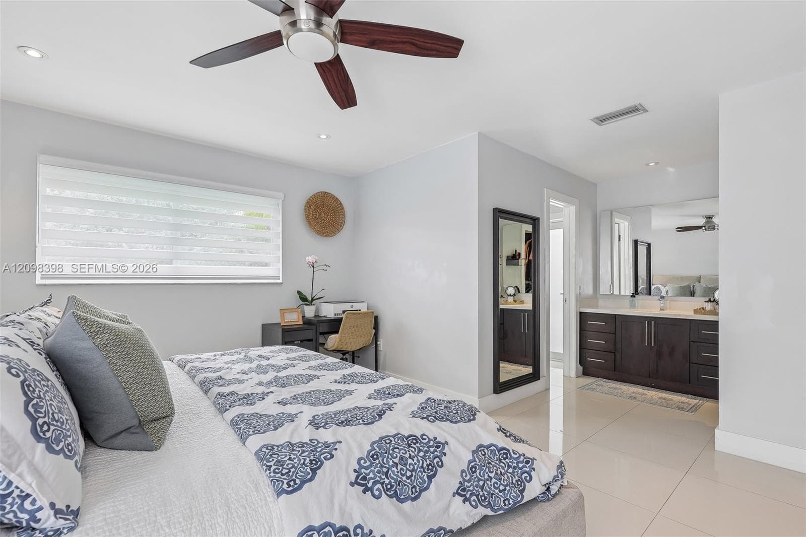 305 SW 134th Ct photo 25