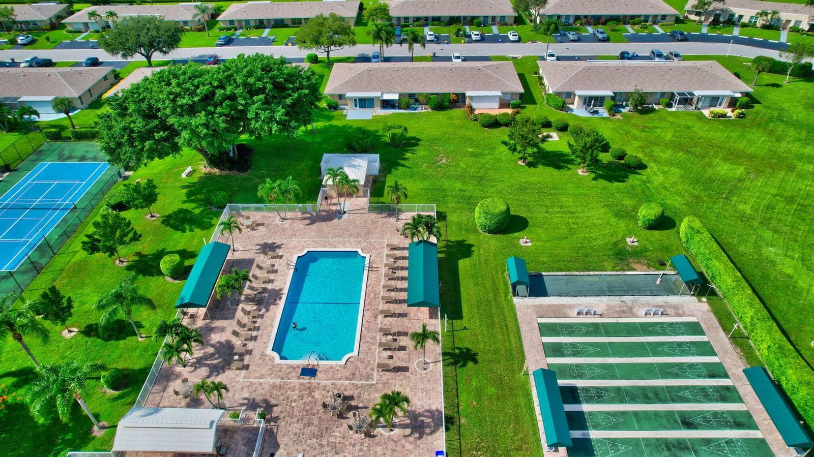 47-web-or-mls-Boca Lakes (7)
