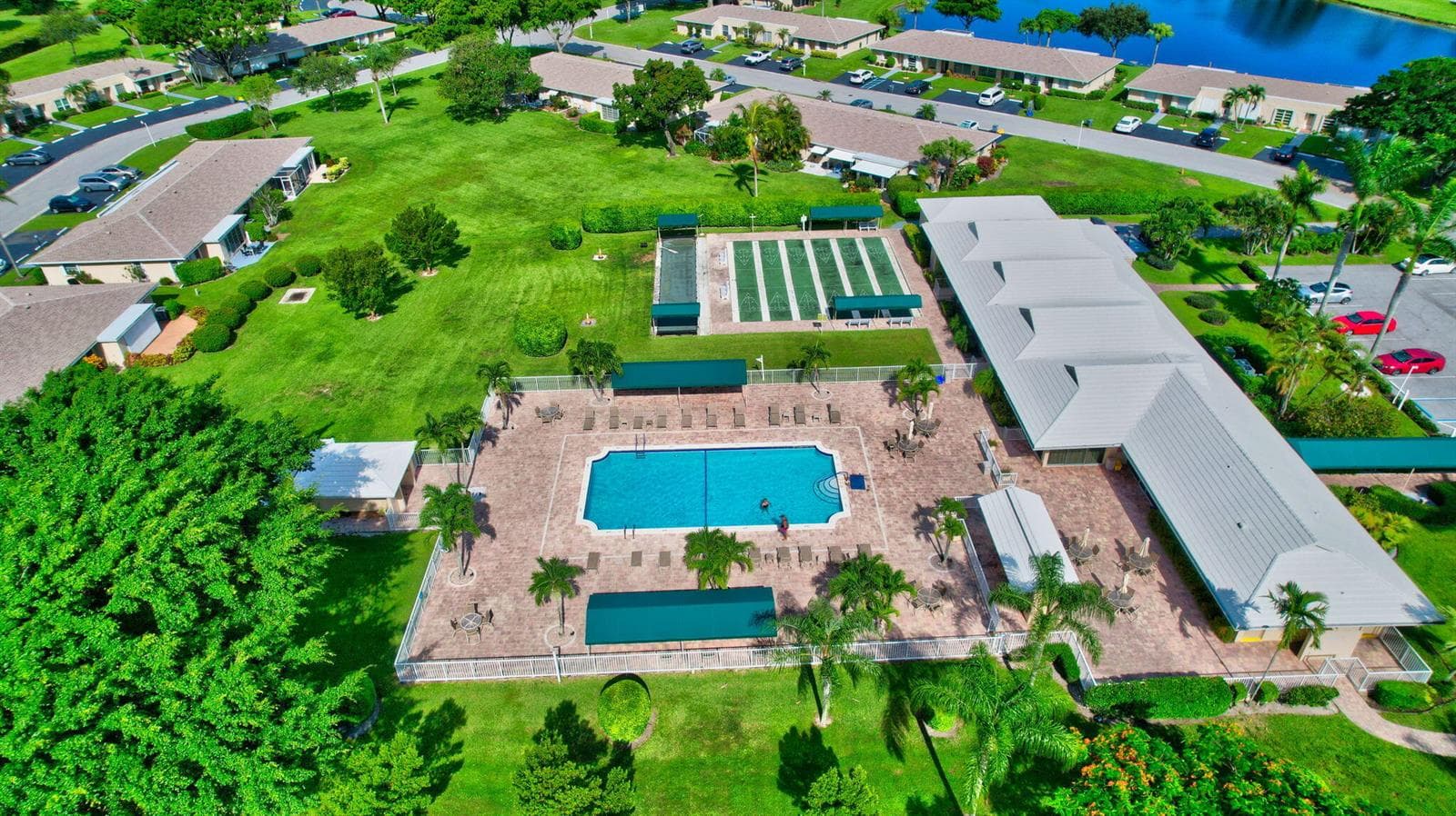 45-web-or-mls-Boca Lakes (5)