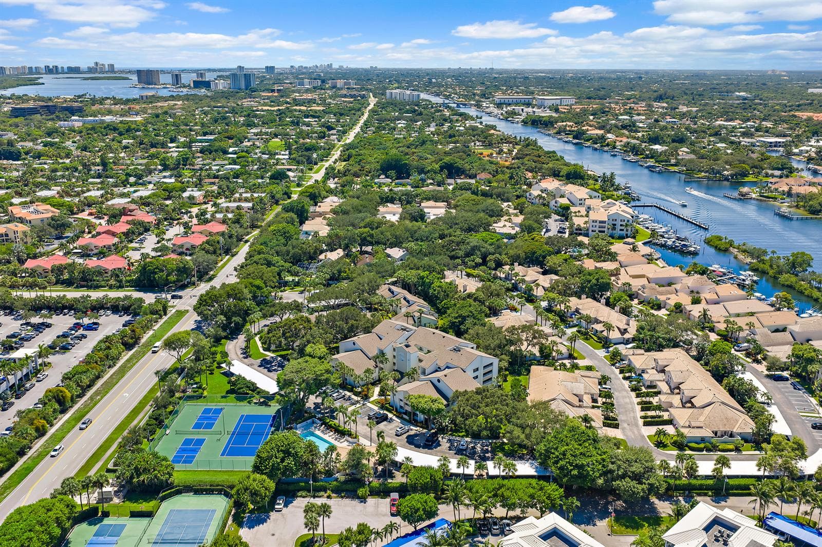 004-326OakHarbourDr-JunoBeach-FULL