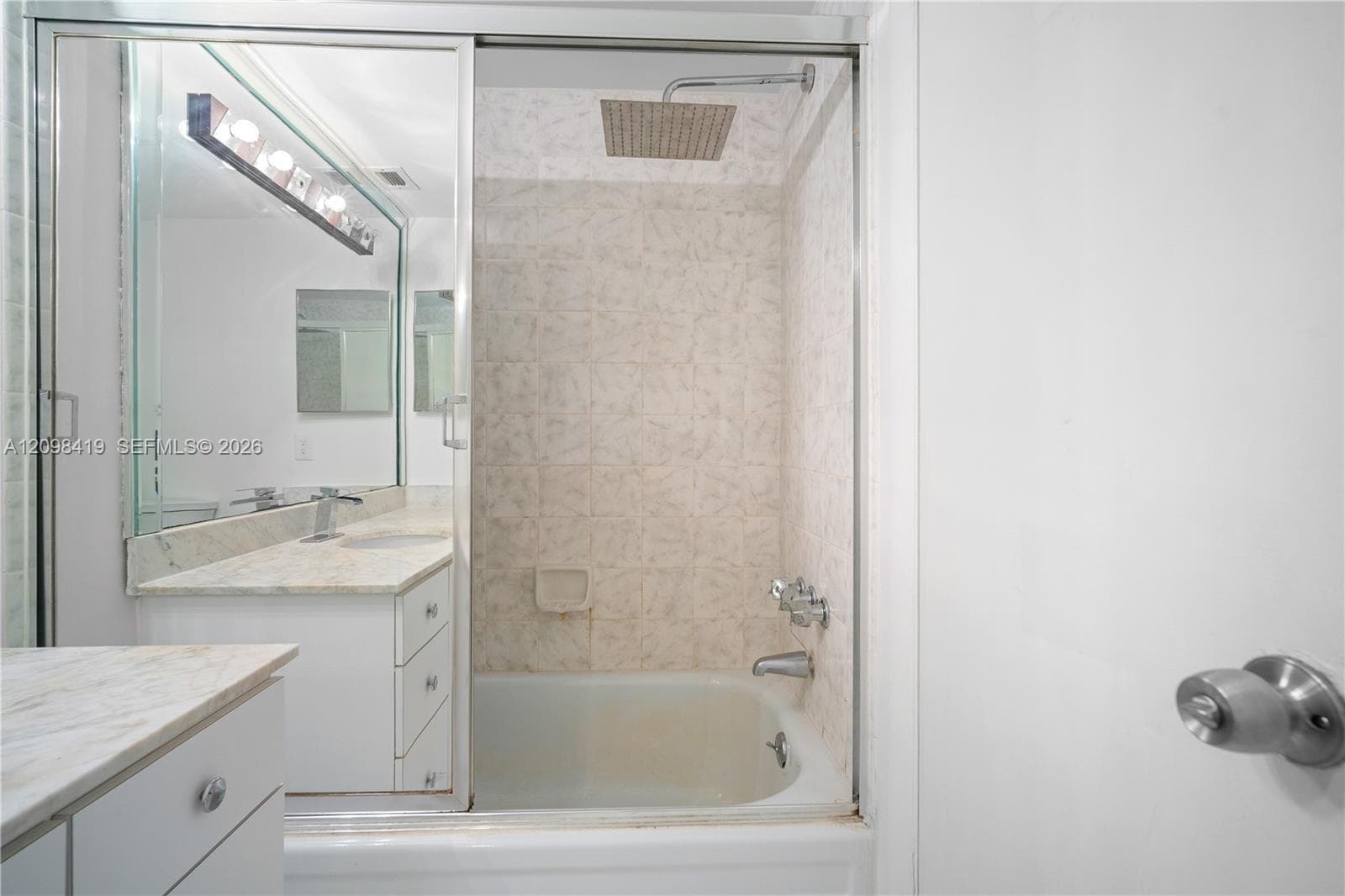 COMMODORE PLAZA CONDO · #PH06 in Aventura - Photo 24