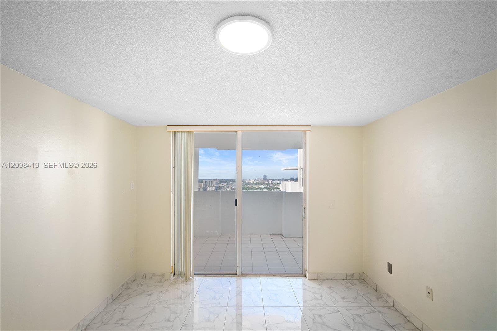 COMMODORE PLAZA CONDO · #PH06 in Aventura - Photo 25