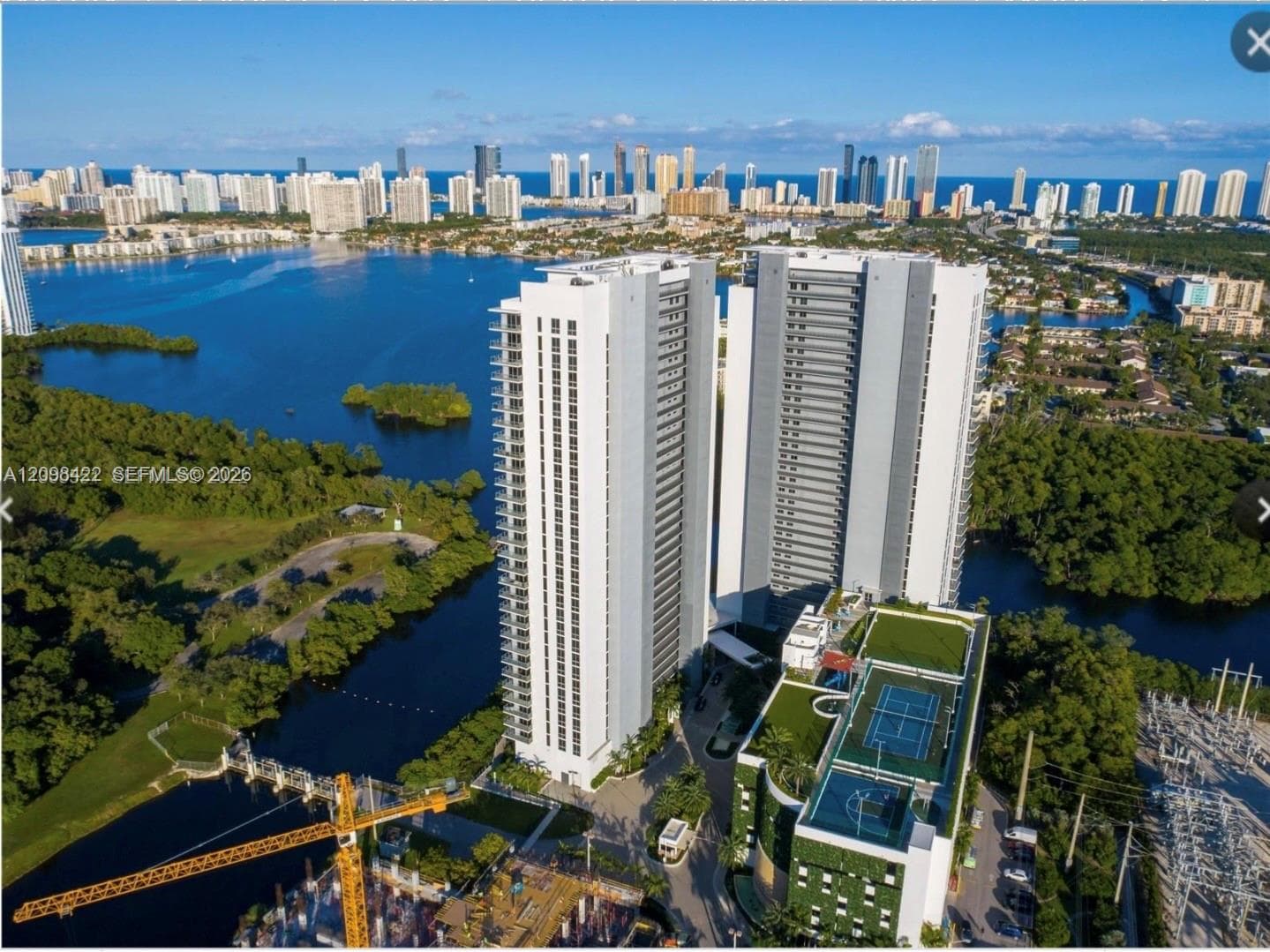 THE HARBOUR NORTH CONDO · #1006 in North Miami Beach - Photo 3
