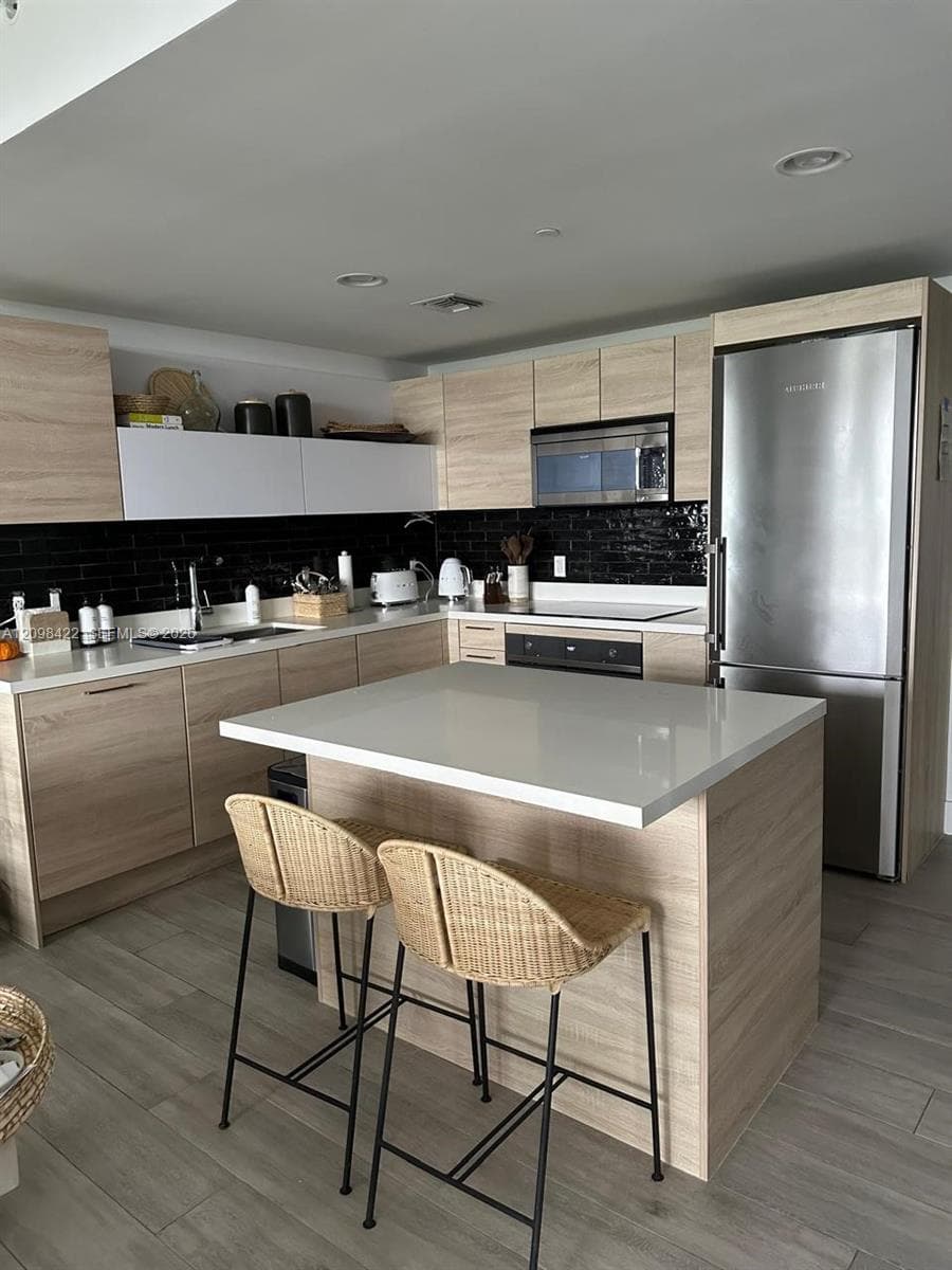 THE HARBOUR NORTH CONDO · #1006 in North Miami Beach - Photo 11