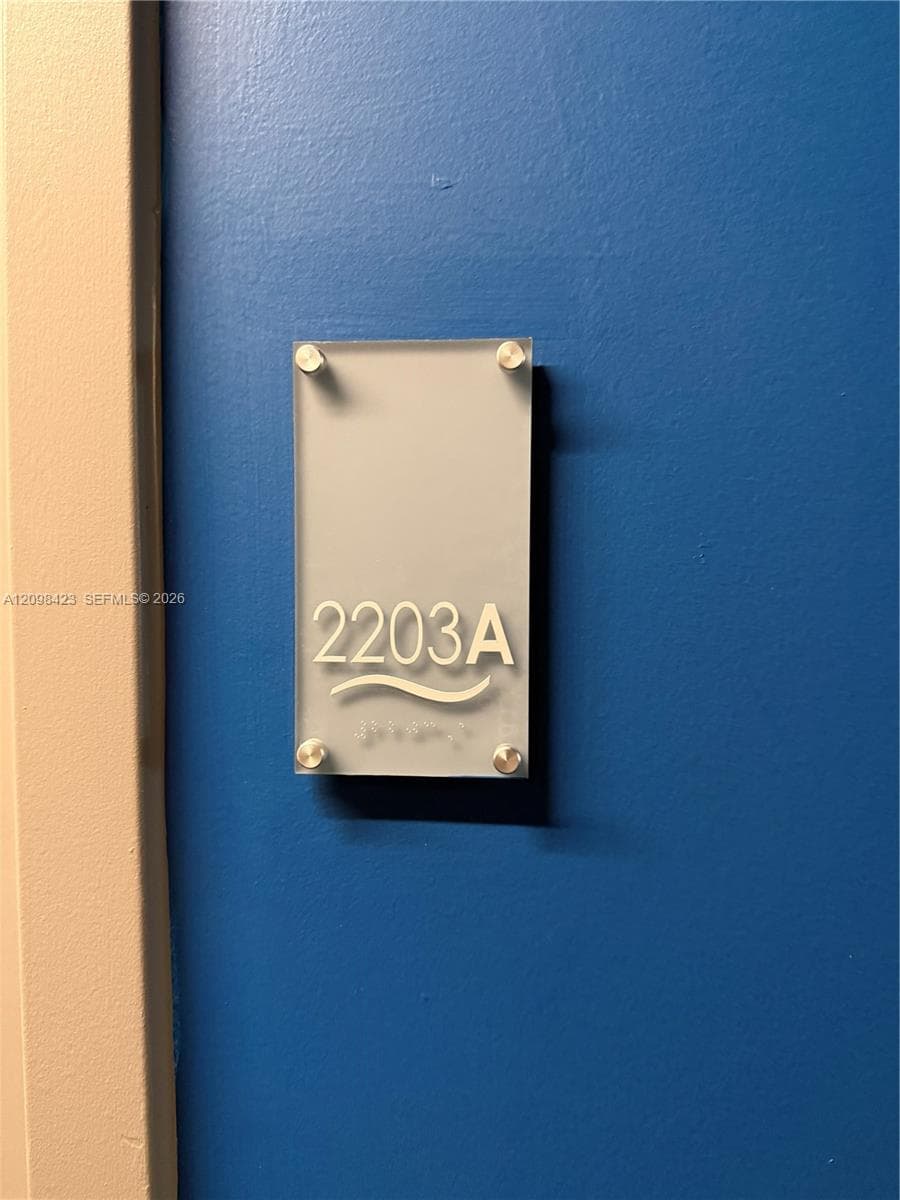 BeachWalk Resort Hotel · #R2203 in Hallandale Beach - Photo 7