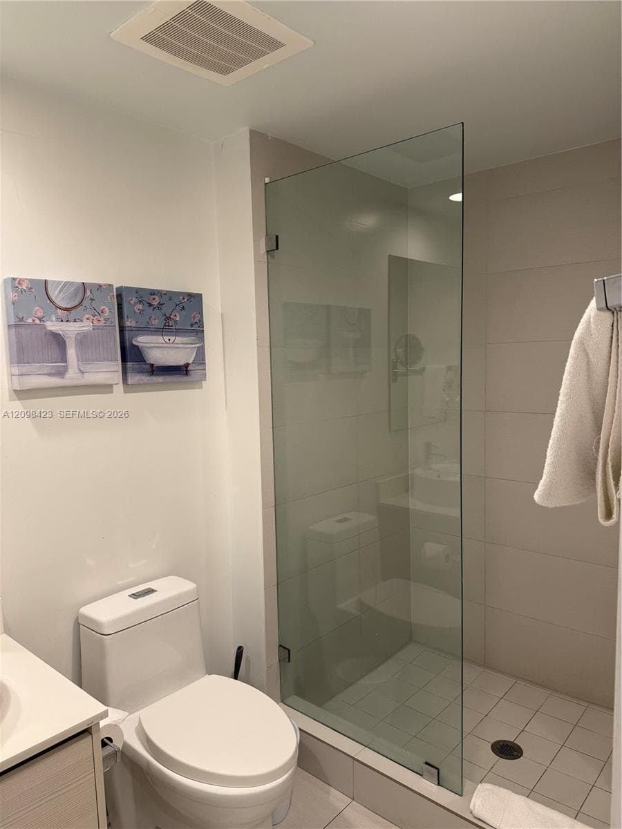 BeachWalk Resort Hotel · #R2203 in Hallandale Beach - Photo 25