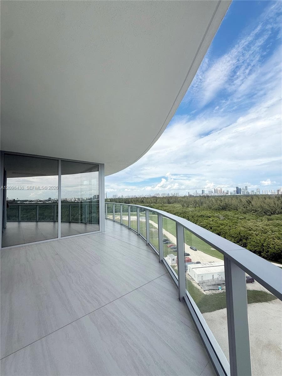 One Park Tower · #901 in North Miami - Photo 26