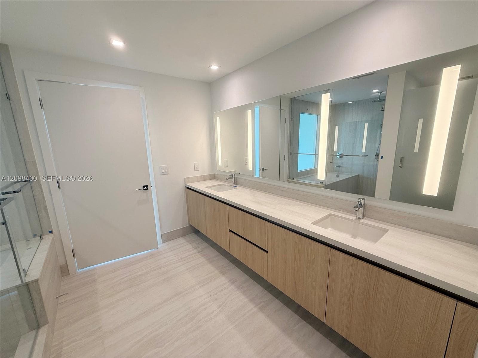 One Park Tower · #901 in North Miami - Photo 24