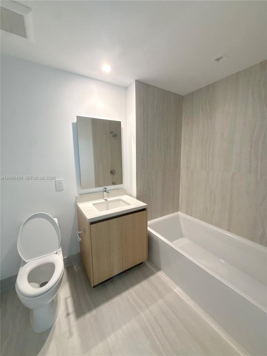 One Park Tower · #901 in North Miami - Photo 18