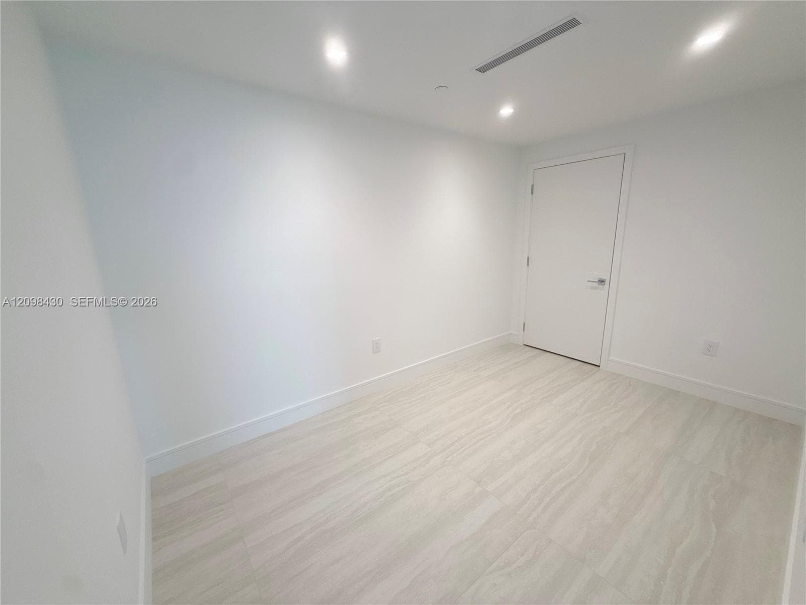 One Park Tower · #901 in North Miami - Photo 19