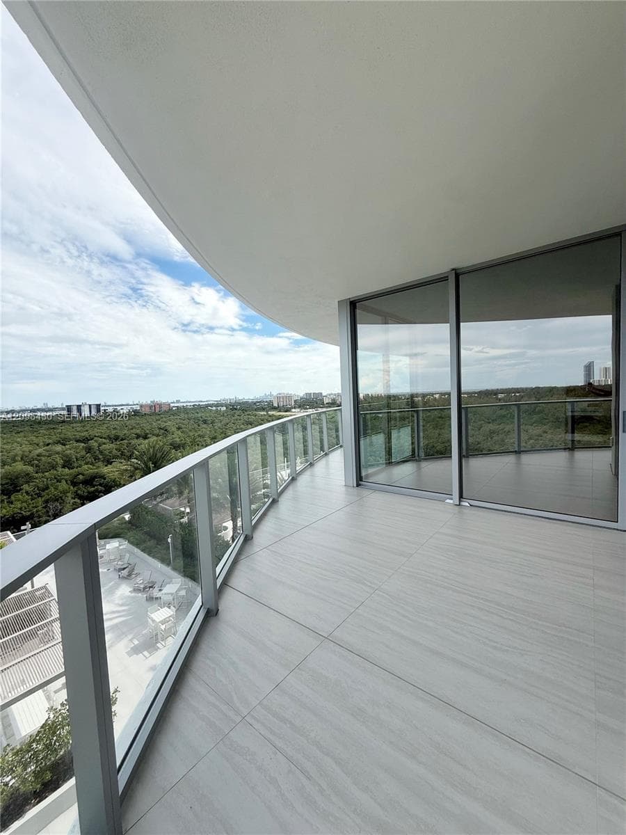 One Park Tower · #901 in North Miami - Photo 29