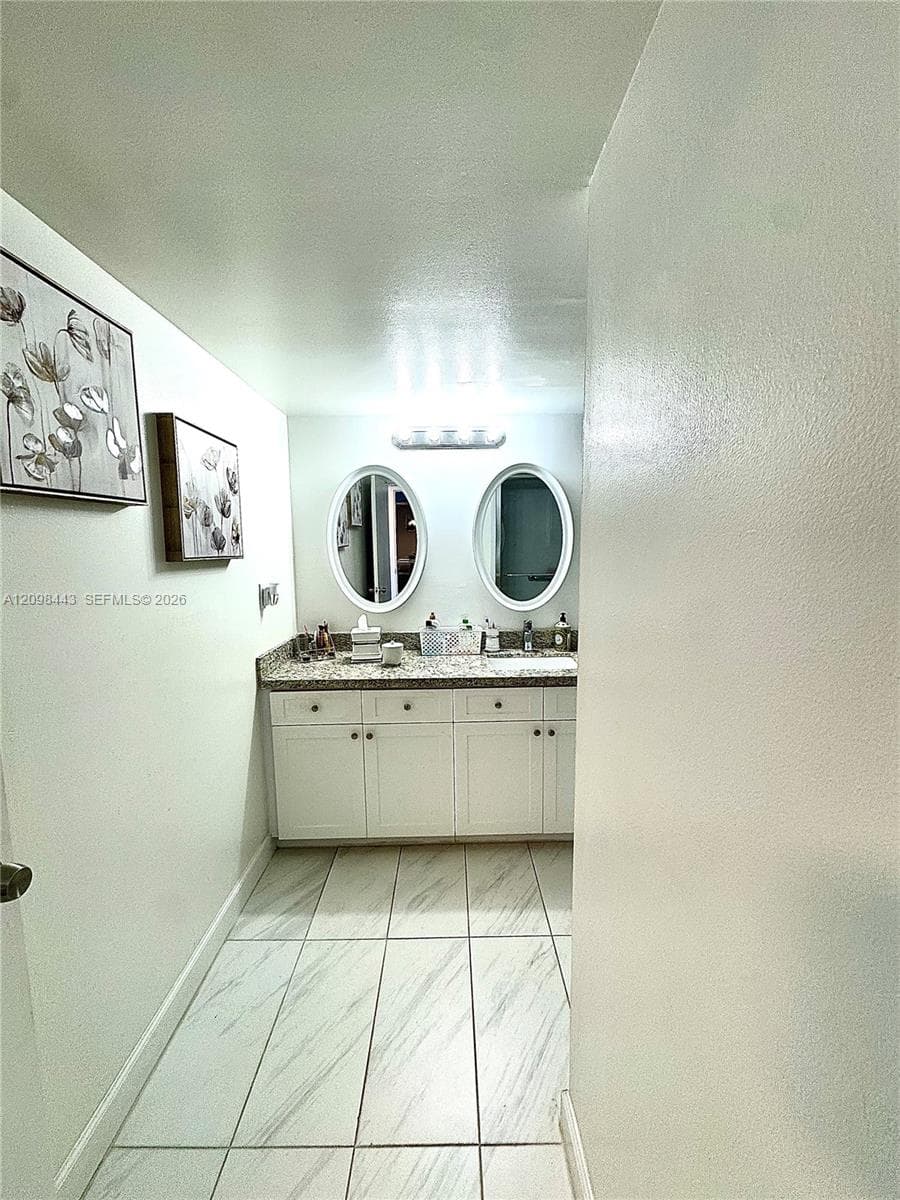 LAKE POINT TOWER CONDOMIN · #806 in Hallandale Beach - Photo 56