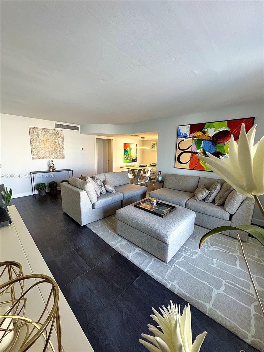 LAKE POINT TOWER CONDOMIN · #806 in Hallandale Beach - Photo 12