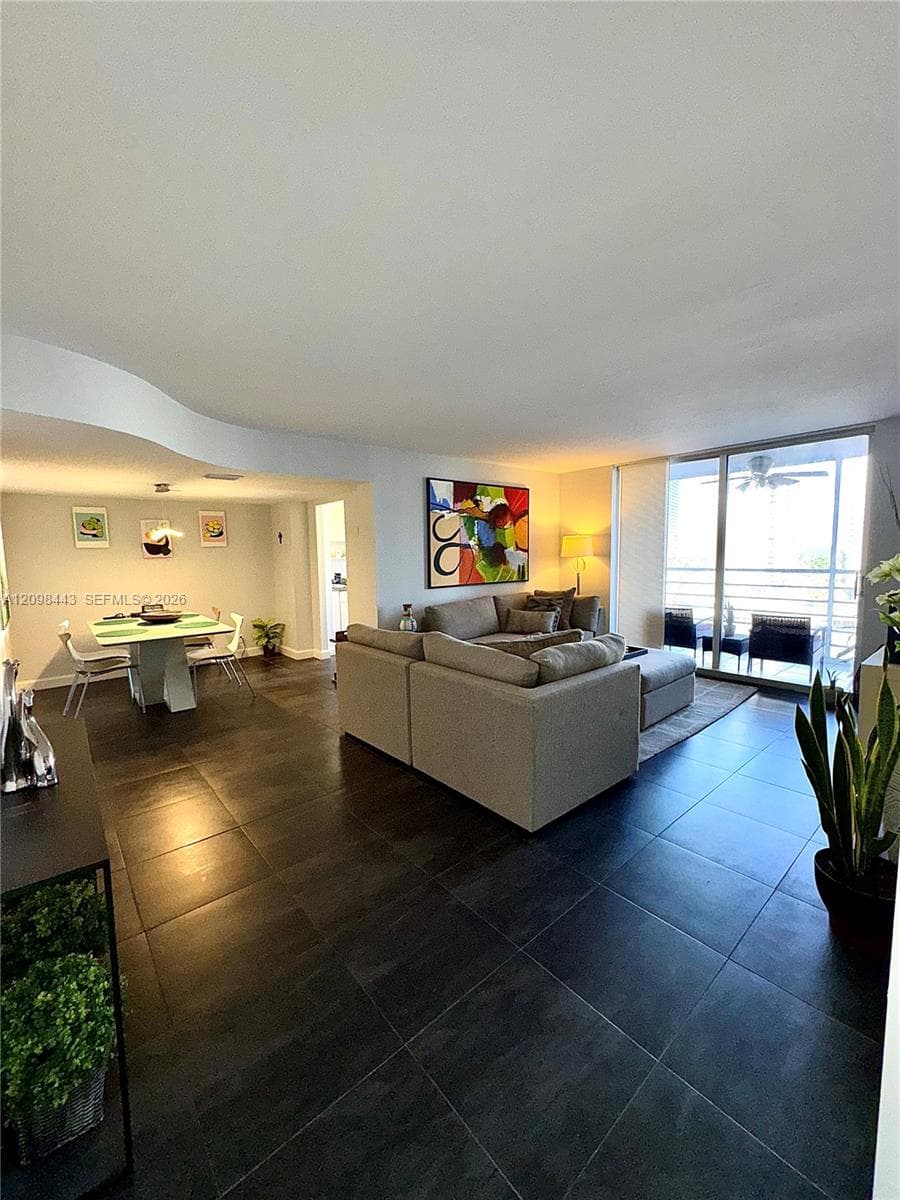LAKE POINT TOWER CONDOMIN · #806 in Hallandale Beach - Photo 7