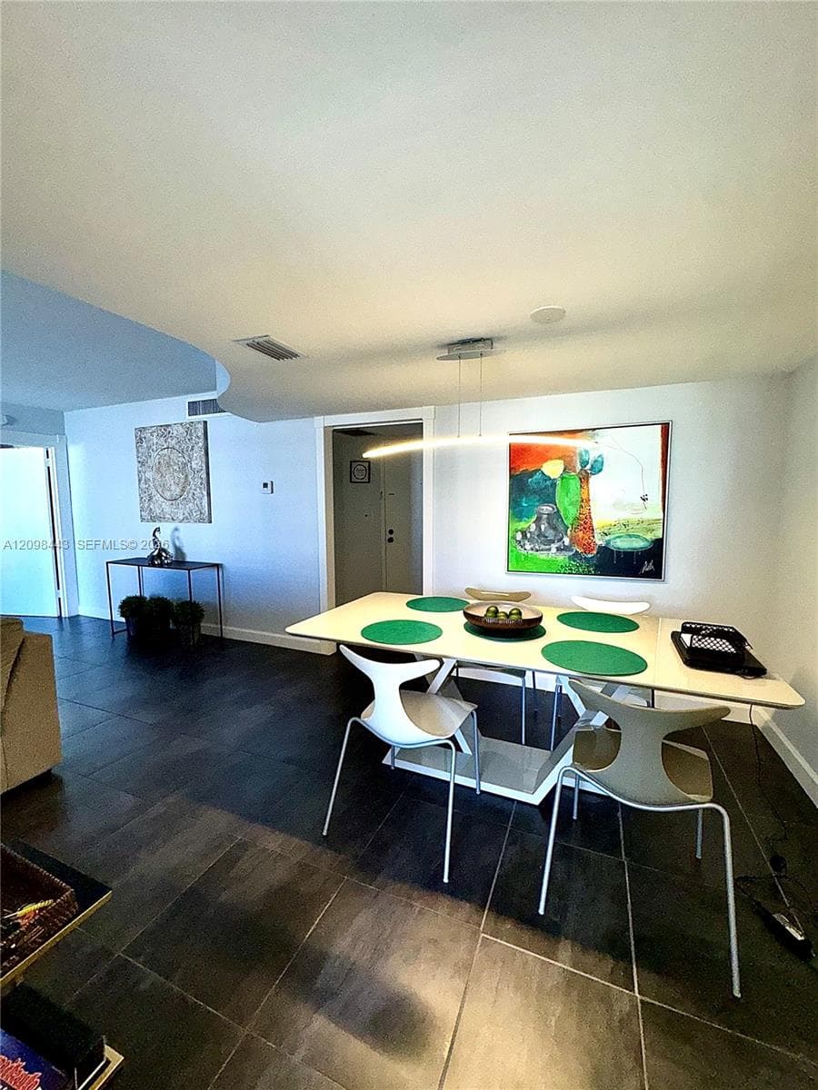 LAKE POINT TOWER CONDOMIN · #806 in Hallandale Beach - Photo 10