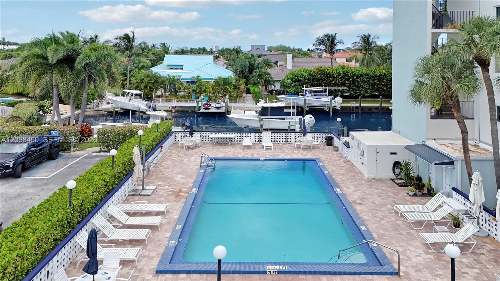 Schnooner Bay · #406 in North Palm Beach - Photo 2