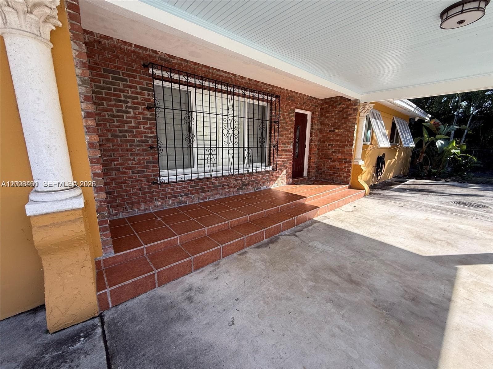 11845 SW 97th Ave photo 3