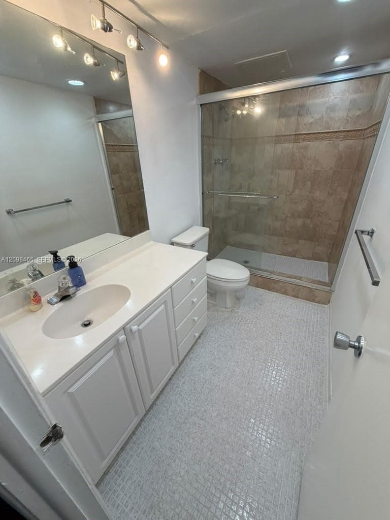 OCEANVIEW BUILDING B COND · #218 in Sunny Isles Beach - Photo 10