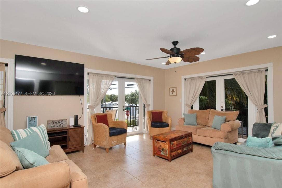 53 E Beach Rd photo 13