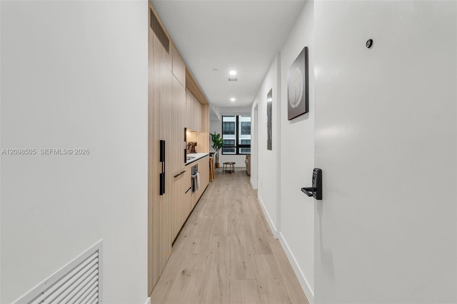 District 225 · #2208 in Miami - Photo 6