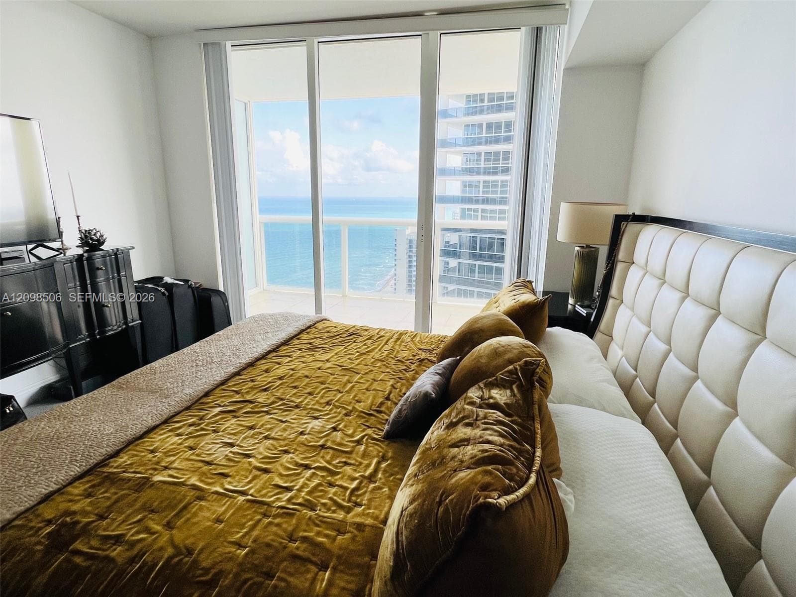 BEACH CLUB TWO · #3006 in Hallandale Beach - Photo 15