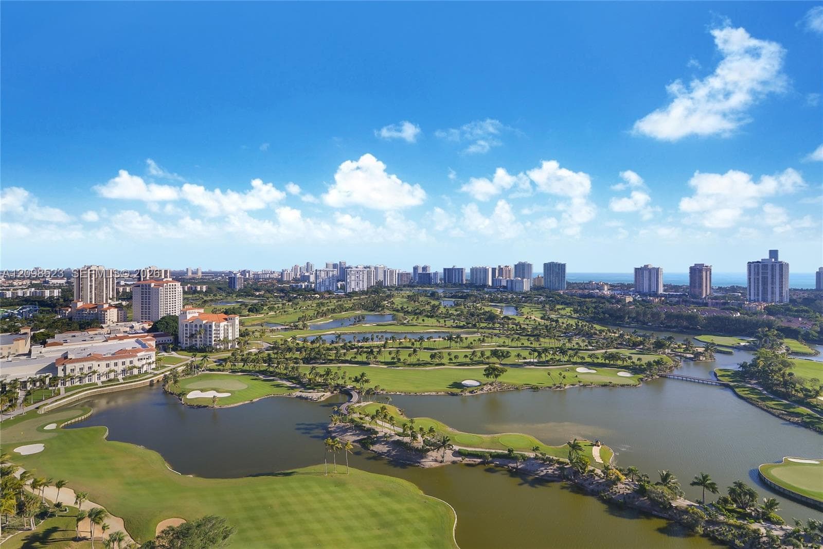 TURNBERRY ON THE GREEN · #PH-02 in Aventura - Photo 2