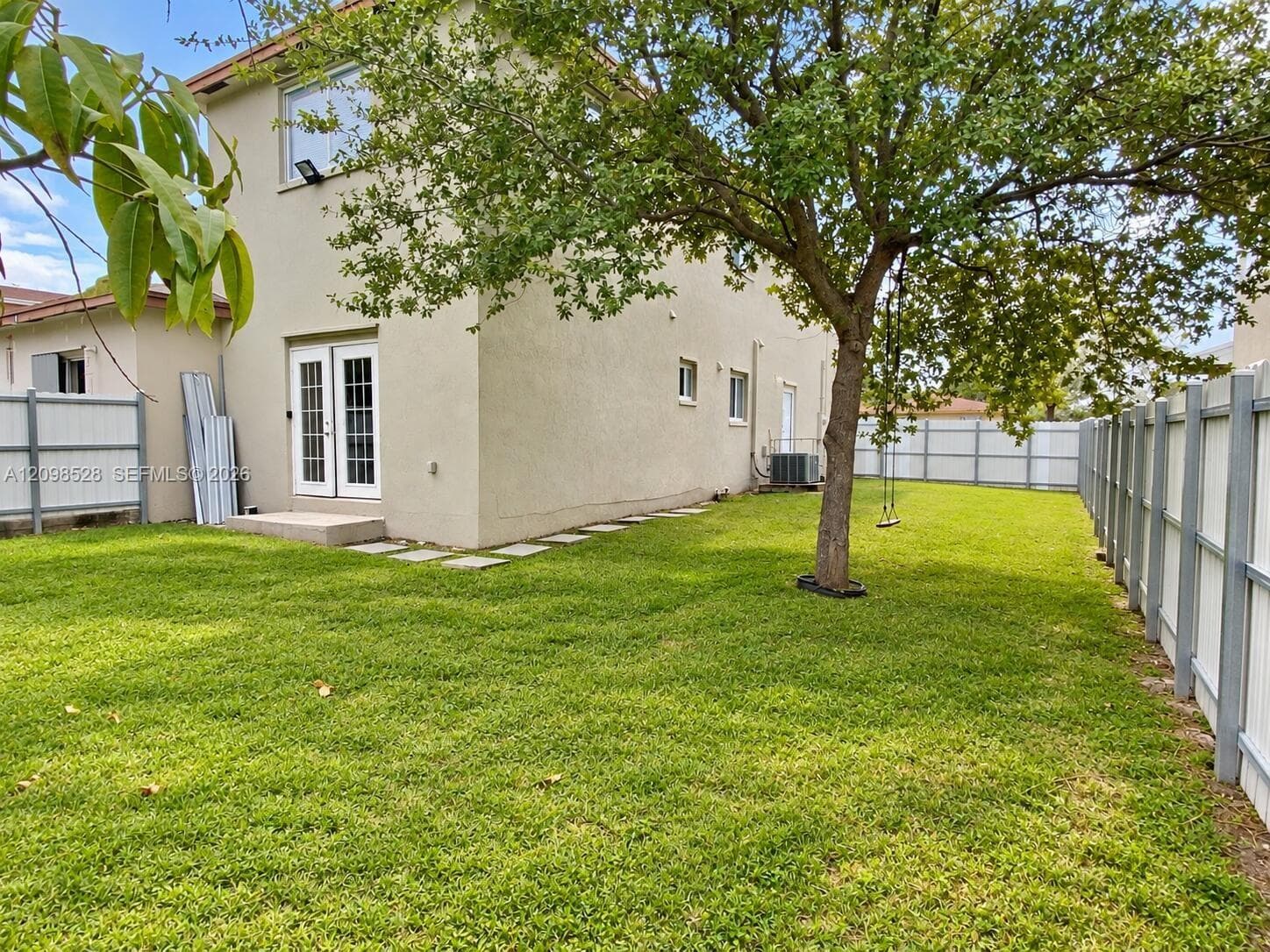 18951 SW 113th Pl photo 18