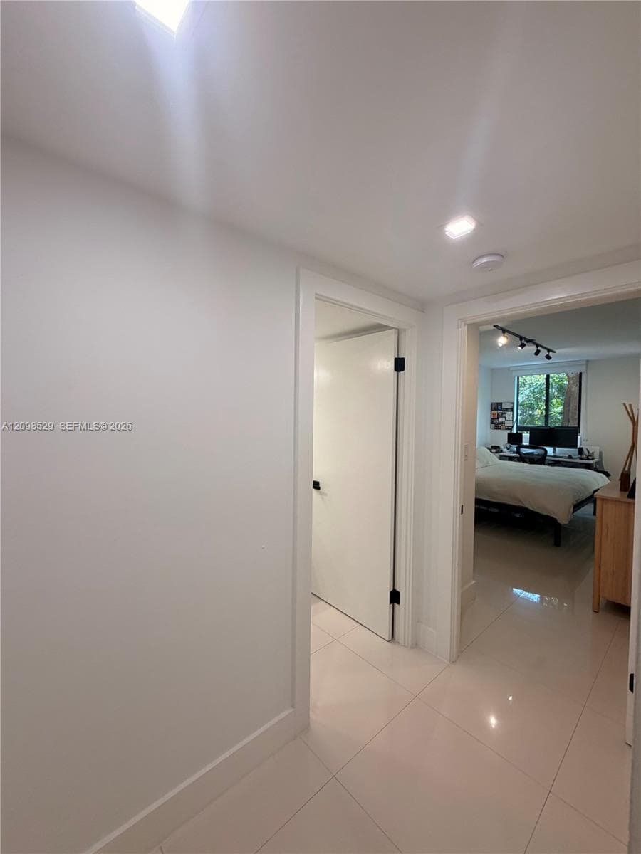 Botanica at Key Colony · #109 in Key Biscayne - Photo 24